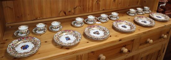 A Richard Ginori Cappo di Monte style R A service, circa late 19th century/early 20th century (33 pieces)